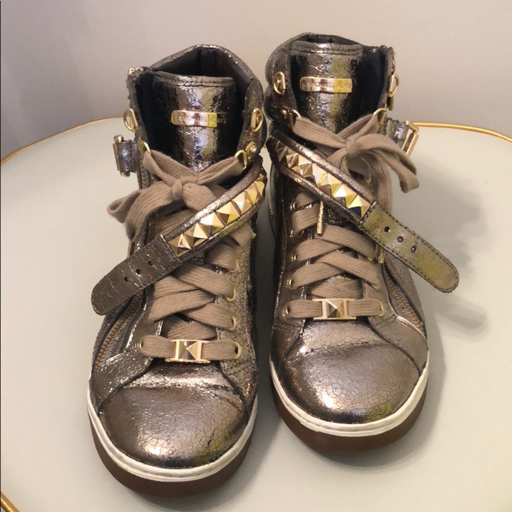 Michael Kors Gold Leather Shoes